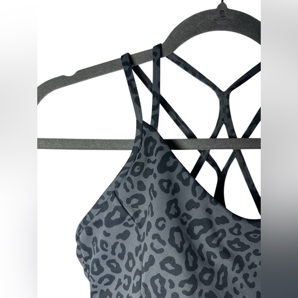 Running Girl Strappy Sports Bra Medium Support Gray Leopard Print Size M - Picture 3 of 7